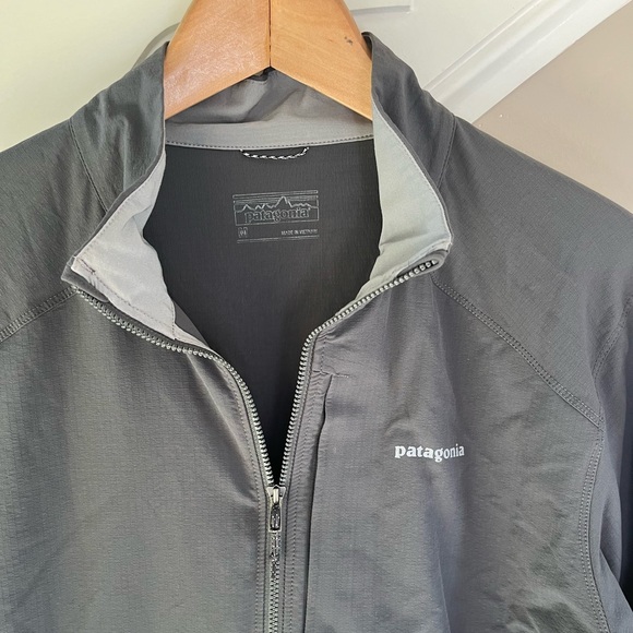 Patagonia Men’s Jacket - Picture 2 of 11